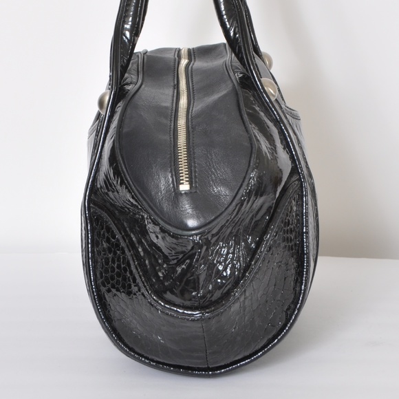 **Stuart Weitzman**Croc Embossed*Large - Picture 5 of 7